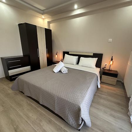 Minimalist Apartments W/ View Salonic Exterior foto