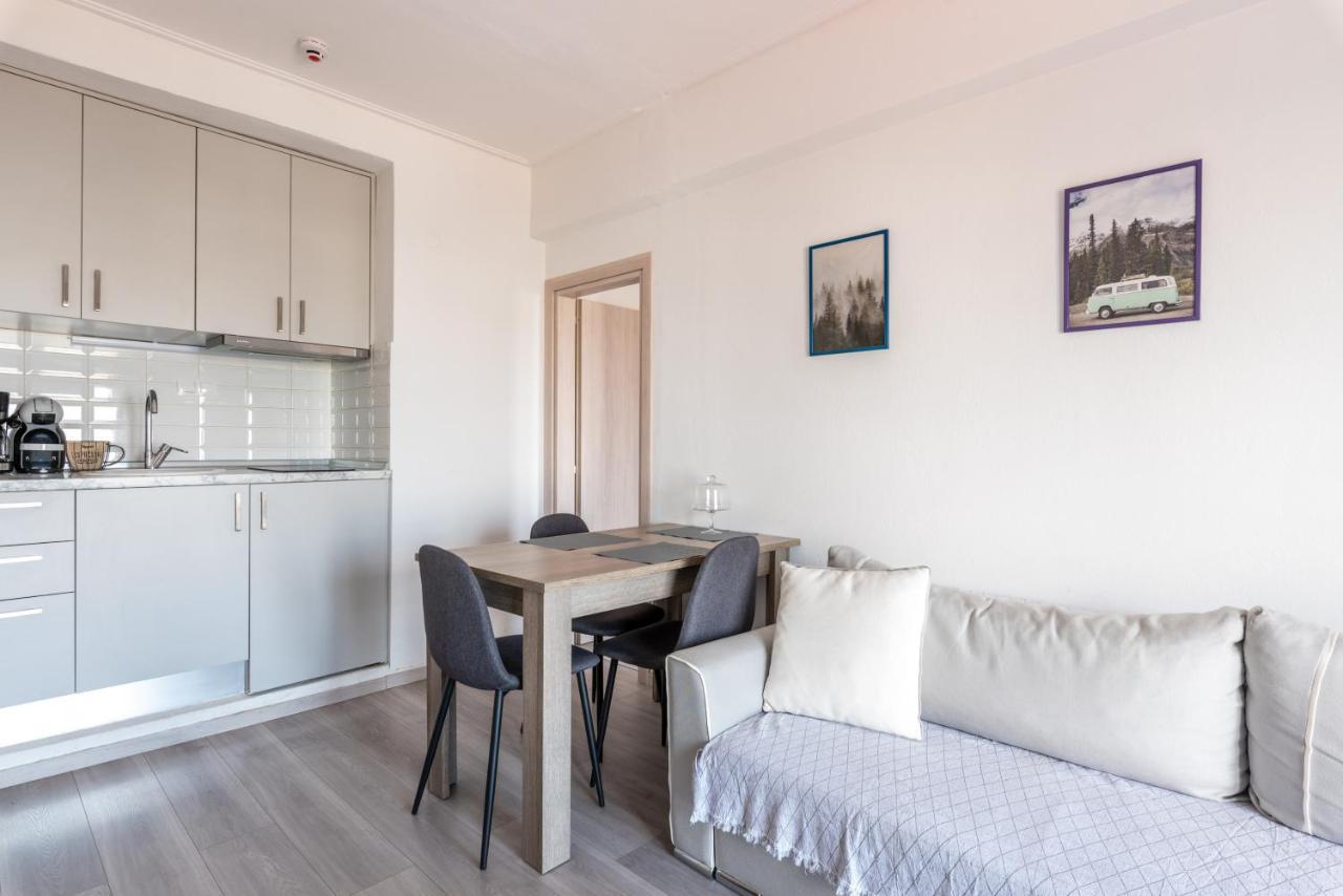 Minimalist Apartments W/ View Salonic Exterior foto