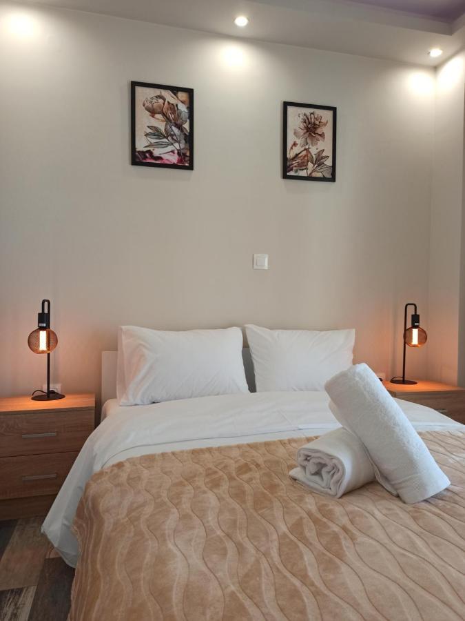 Minimalist Apartments W/ View Salonic Exterior foto