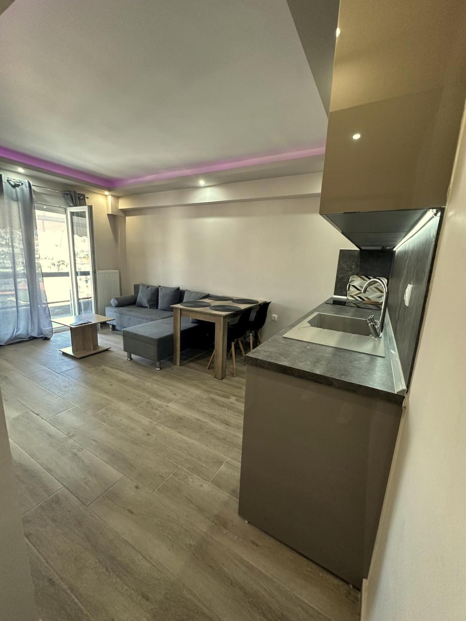 Minimalist Apartments W/ View Salonic Exterior foto